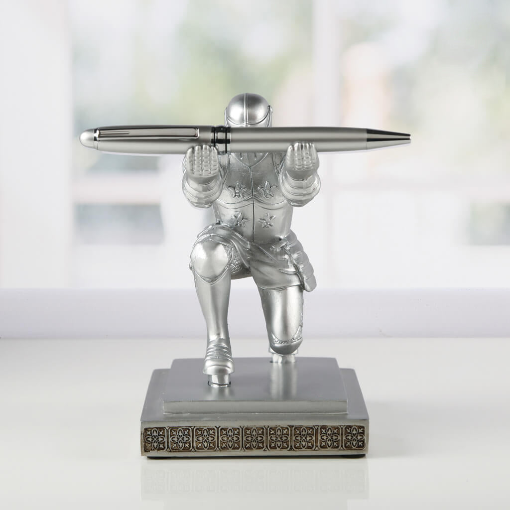 Knight Pen Holder